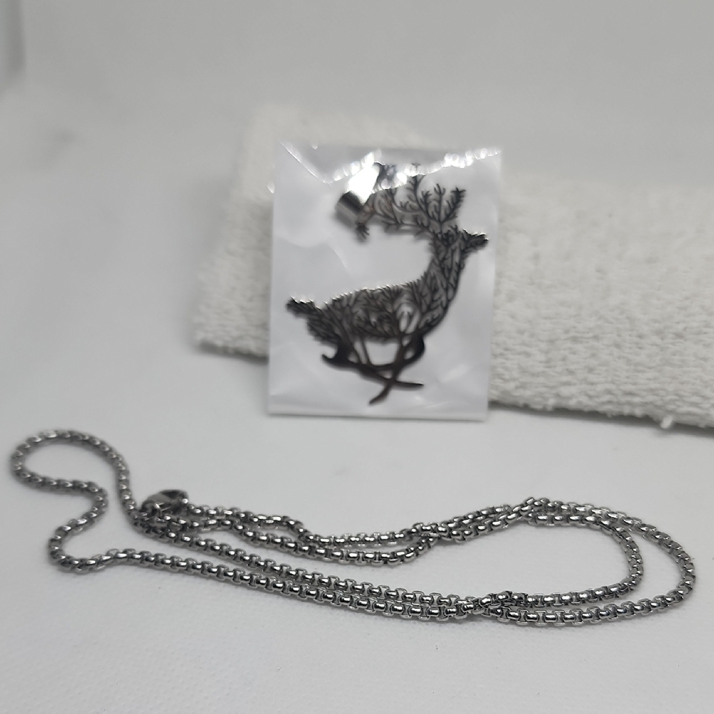 Stainless Steel Deer 🦌 Running Tree Branches 🌳